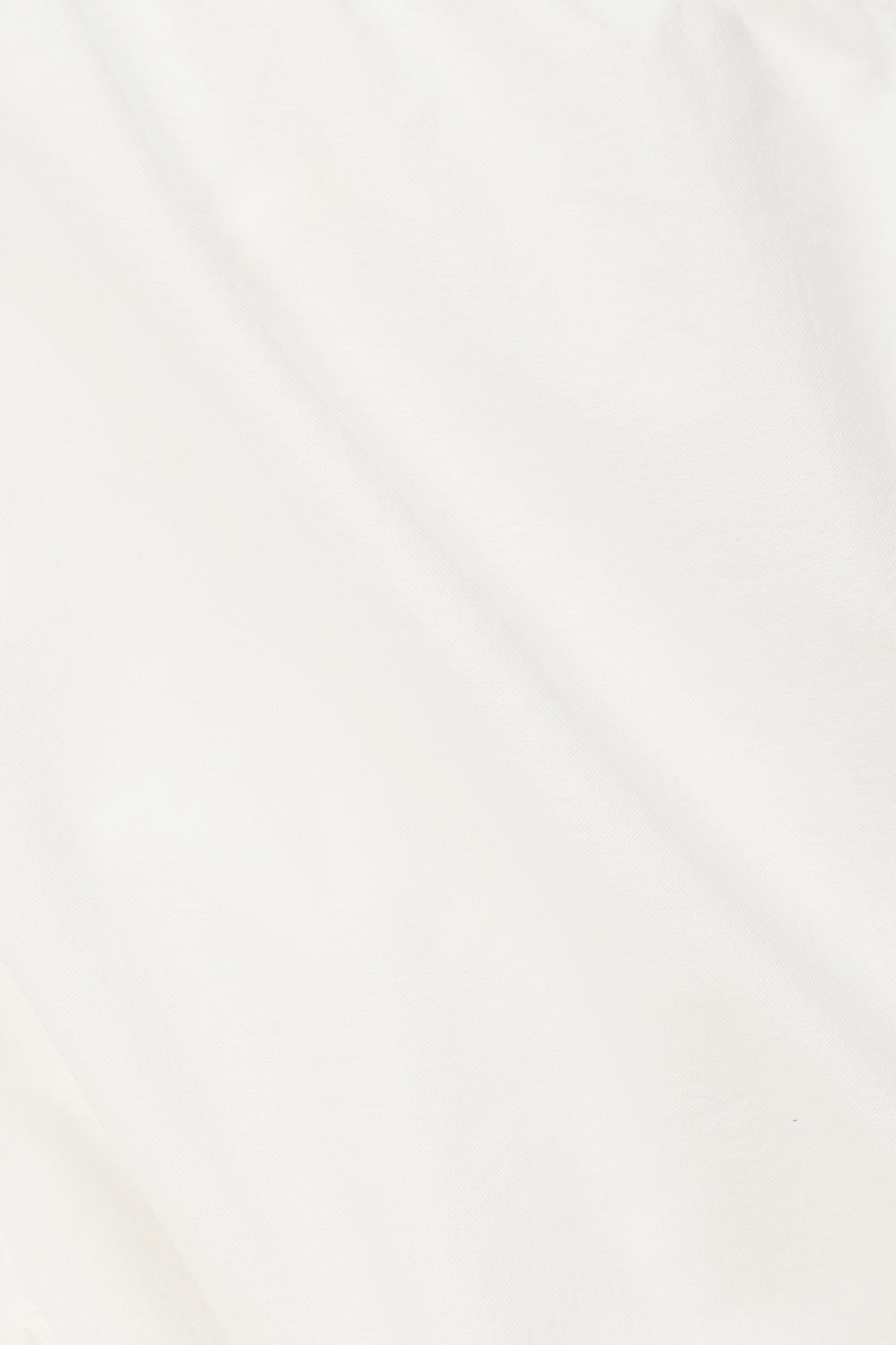 Akel Shorts - White