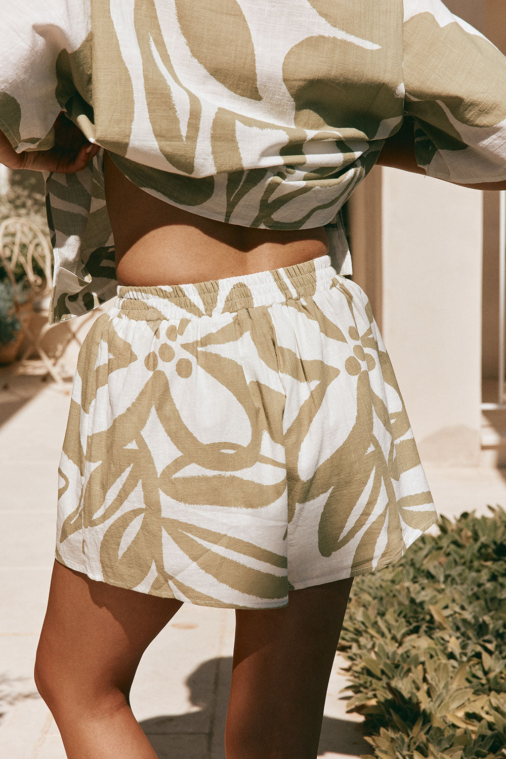 Seona Shorts - Paradisus
